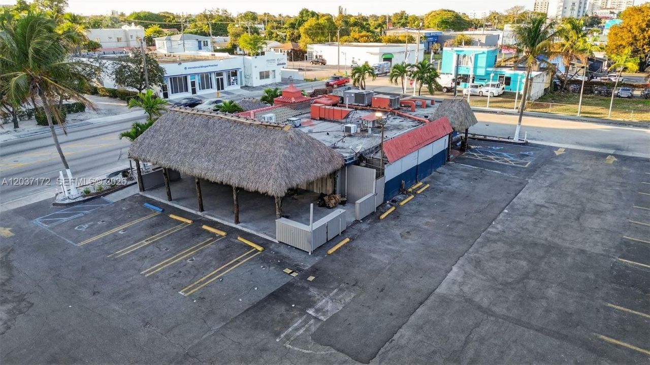 45 NW 22nd Ave , Miami, FL 33125 Photo