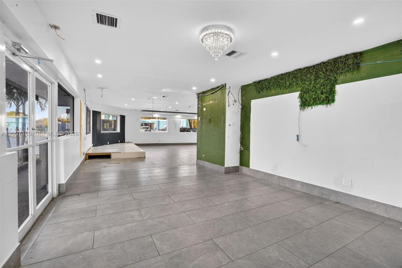 45 NW 22nd Ave , Miami, FL 33125 Photo