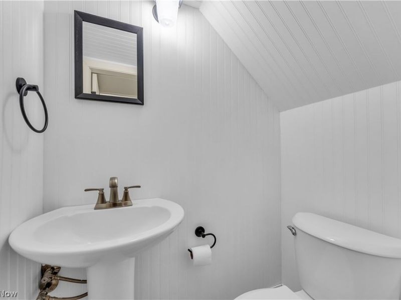 4241 Wilmington Road , South Euclid, OH 44121 Photo 9