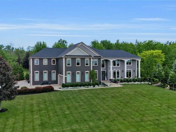 29 Grand View Trail , Orchard Park, NY 14127