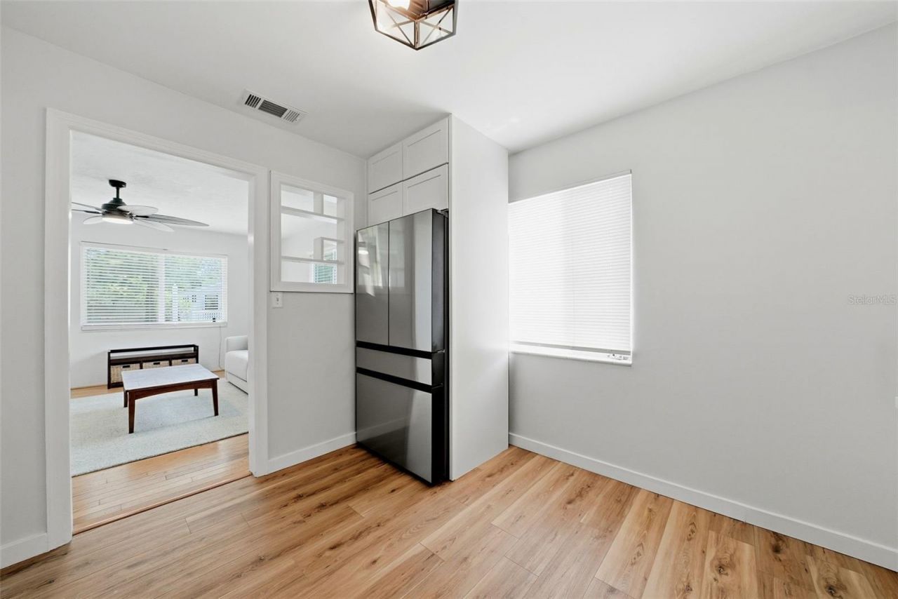 646 38th Avenue N, Saint Petersburg, FL 33704 Photo