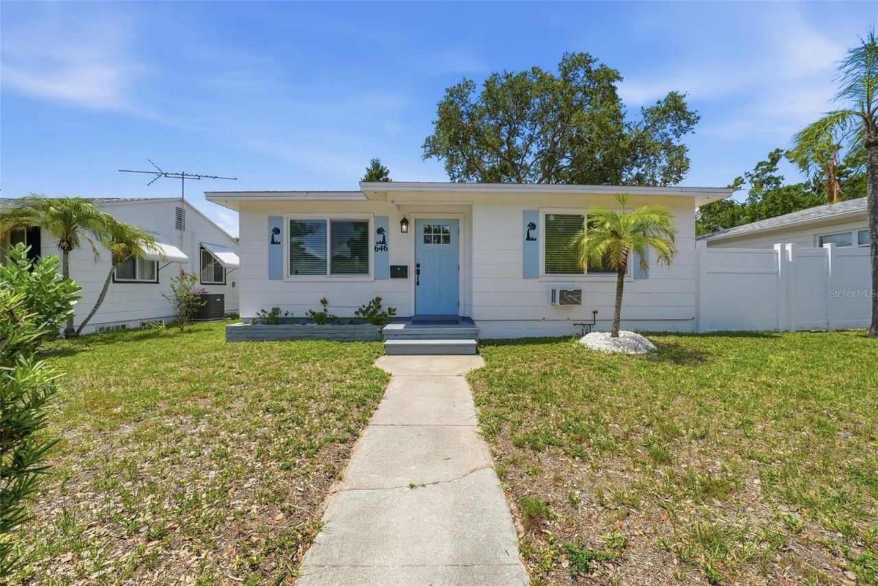 646 38th Avenue N, Saint Petersburg, FL 33704 Photo