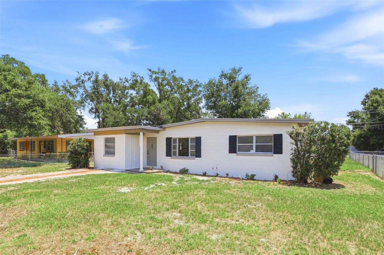 1300 Morningside Street , Mount Dora, FL 32757 Photo