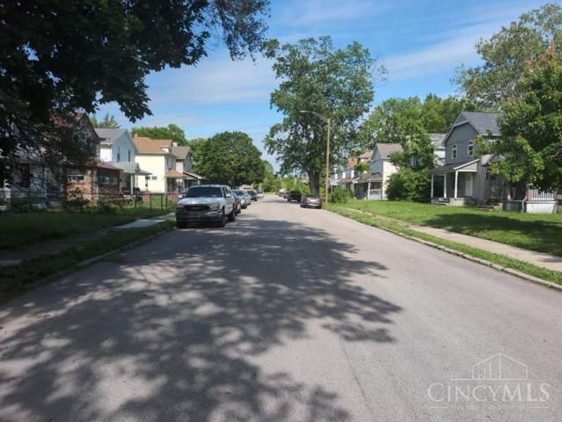 166 Reisinger Avenue, Dayton, OH 45417 Photo 5