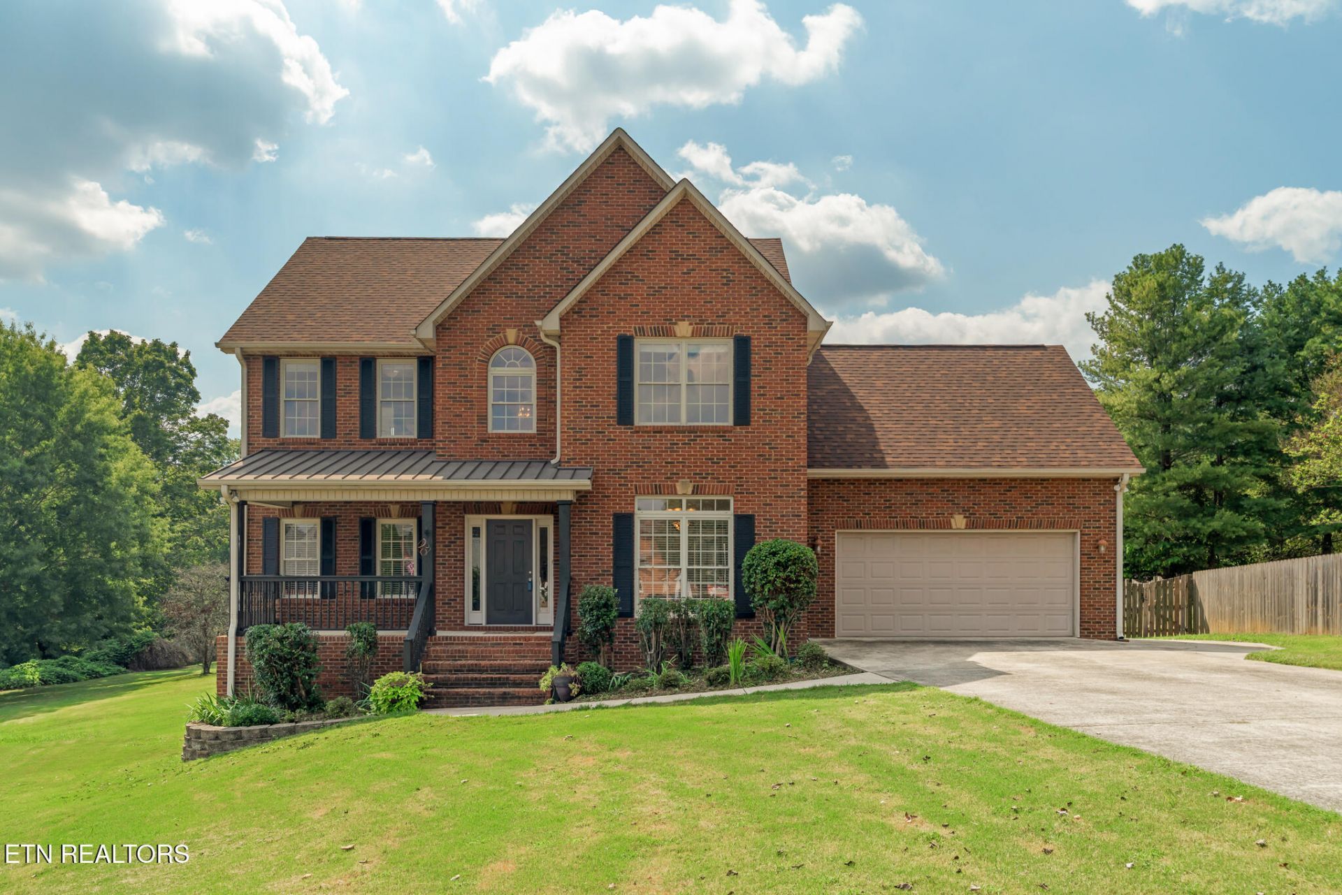 3560 Hirst Circle, Lenoir City, TN 37772 Main Photo