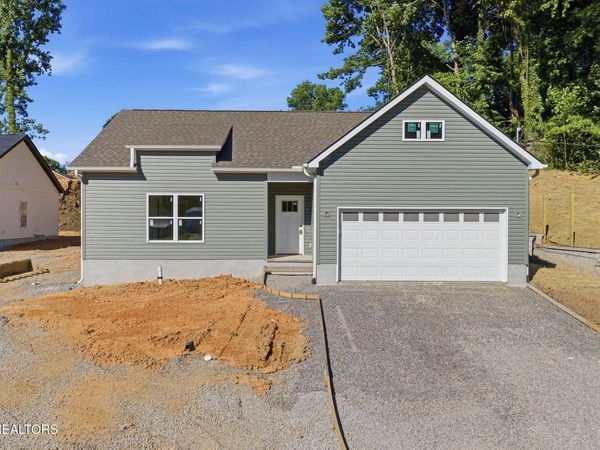 212 Westbury Drive, Clinton, TN 37716
