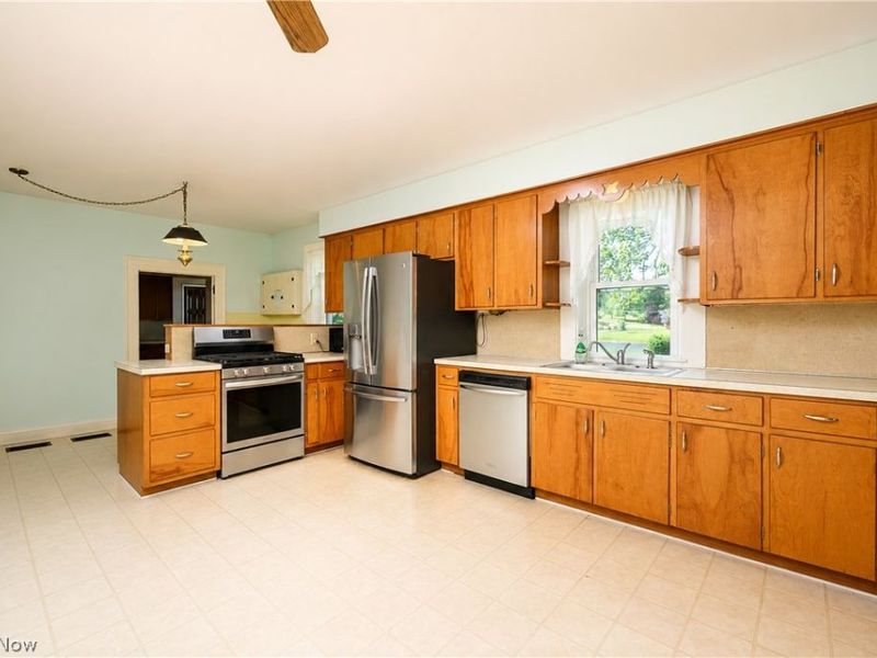 12201 King Church Avenue NW, Uniontown, OH 44685 Photo 14
