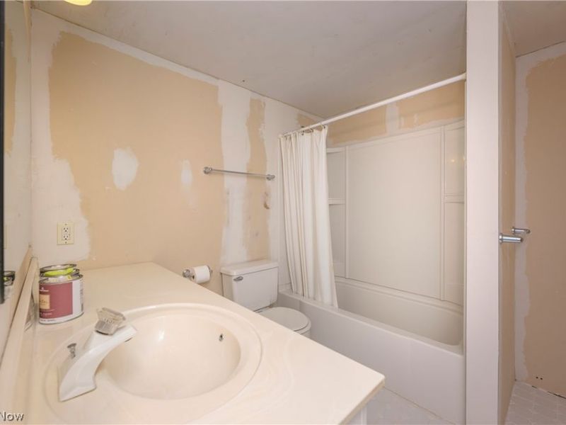 12201 King Church Avenue NW, Uniontown, OH 44685 Photo 22