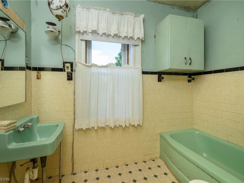12201 King Church Avenue NW, Uniontown, OH 44685 Photo 23