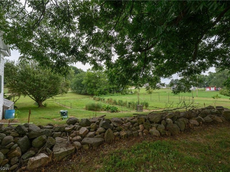 12201 King Church Avenue NW, Uniontown, OH 44685 Photo 31