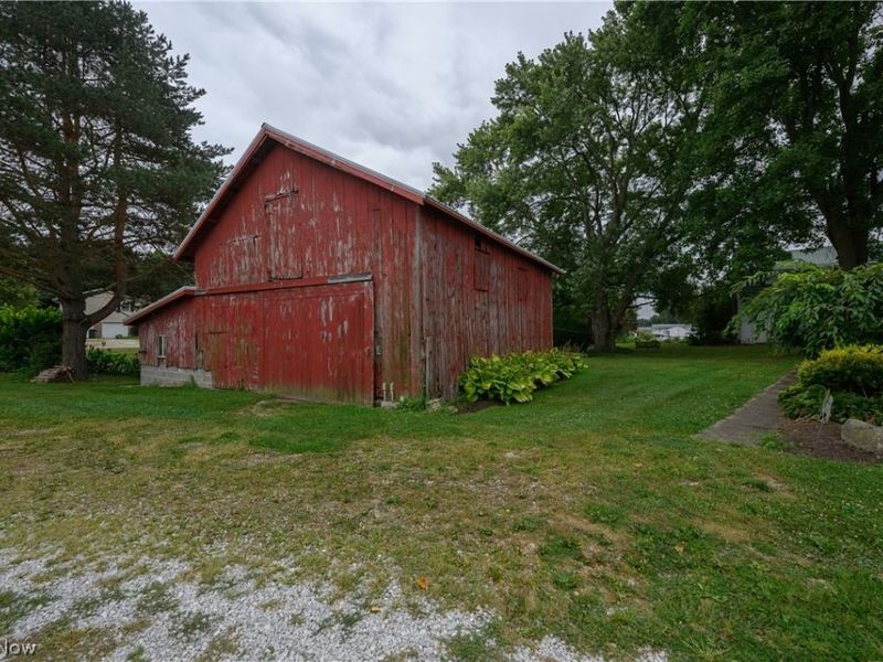 12201 King Church Avenue NW, Uniontown, OH 44685 Photo 35