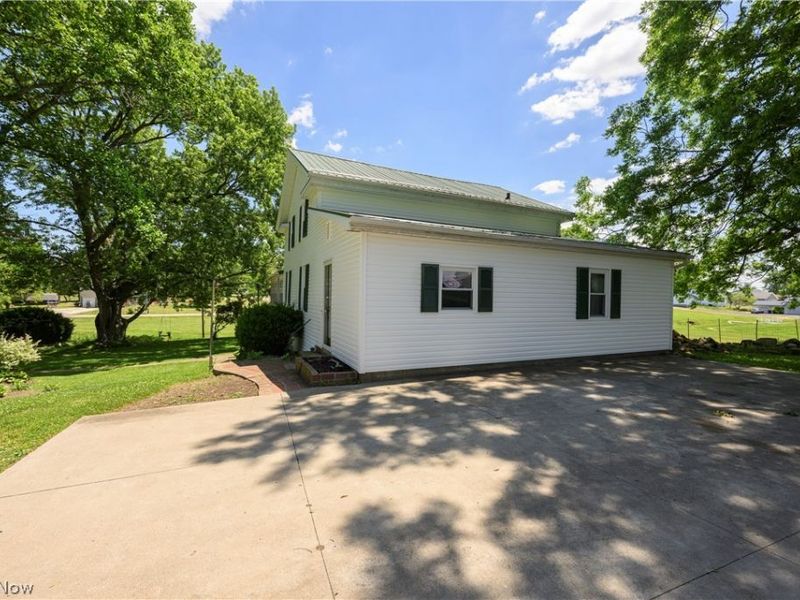 12201 King Church Avenue NW, Uniontown, OH 44685 Photo 42