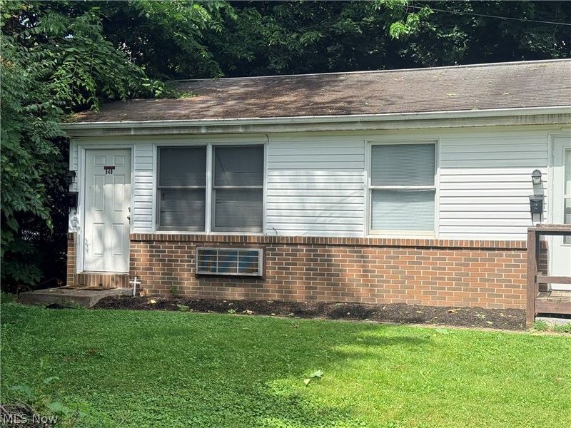 536 Beech Lane NW, New Philadelphia, OH 44663 Photo 2