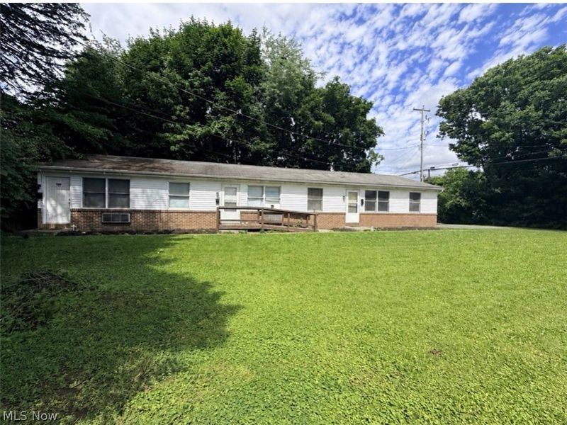 536 Beech Lane NW, New Philadelphia, OH 44663 Photo 5