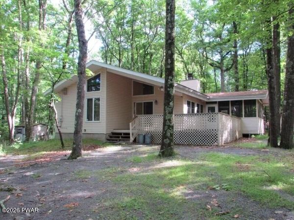 113 Widgeon Lane , Lords Valley, PA 18428