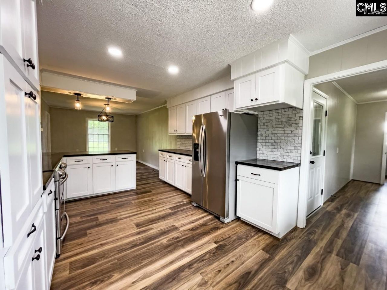 2545 Silverstreet Road  Photo 12