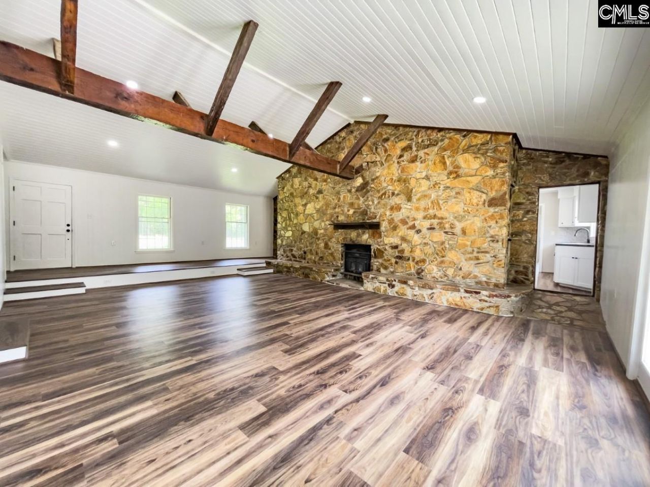 2545 Silverstreet Road  Photo 8