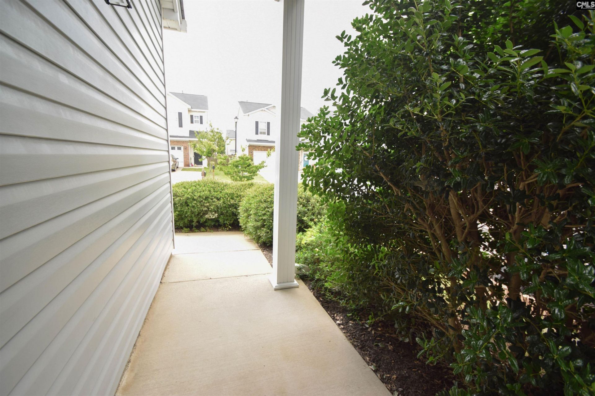 308 Bonhomme Court  Photo 4