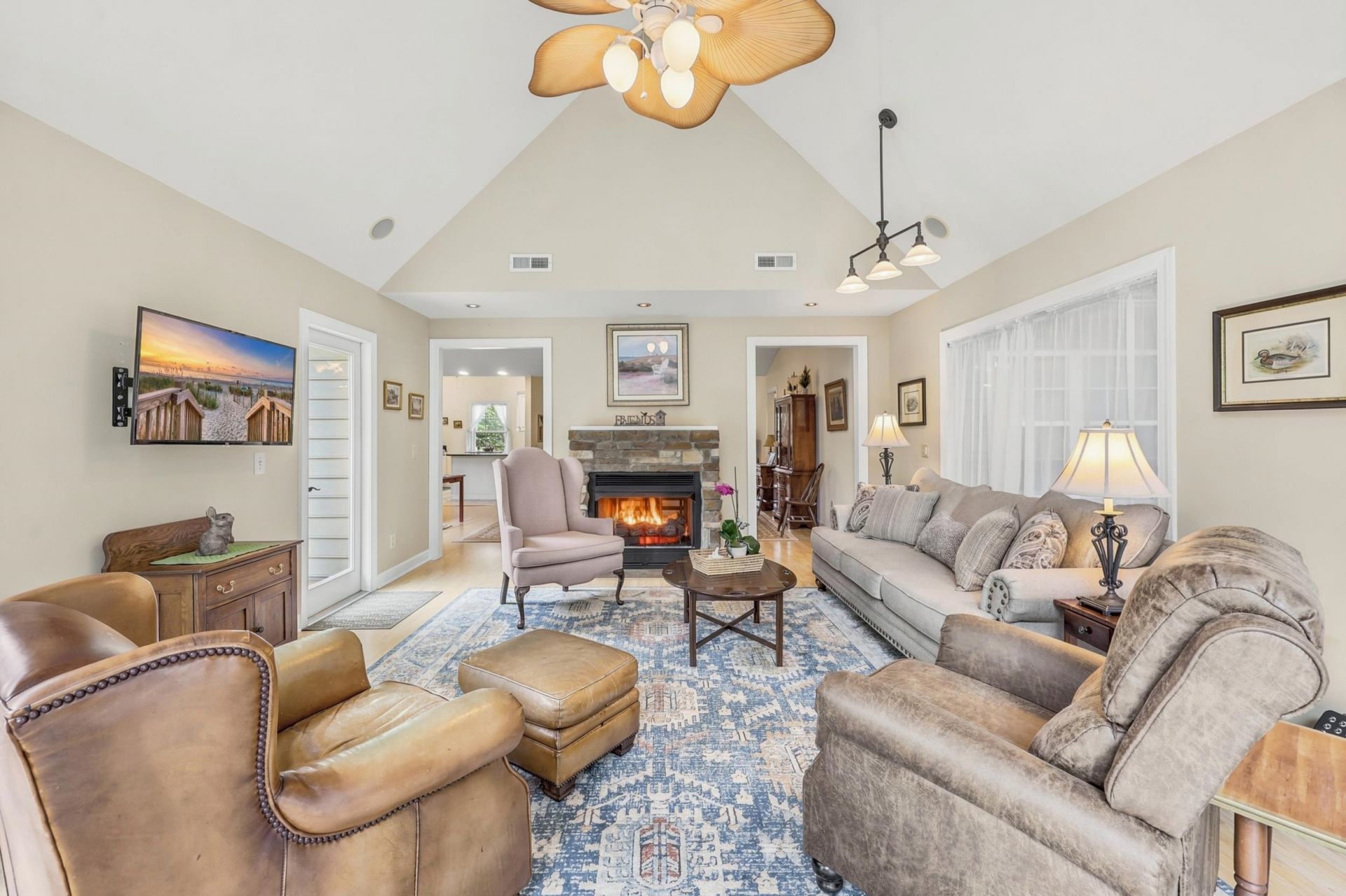 357 Aspen Loop  Photo 11