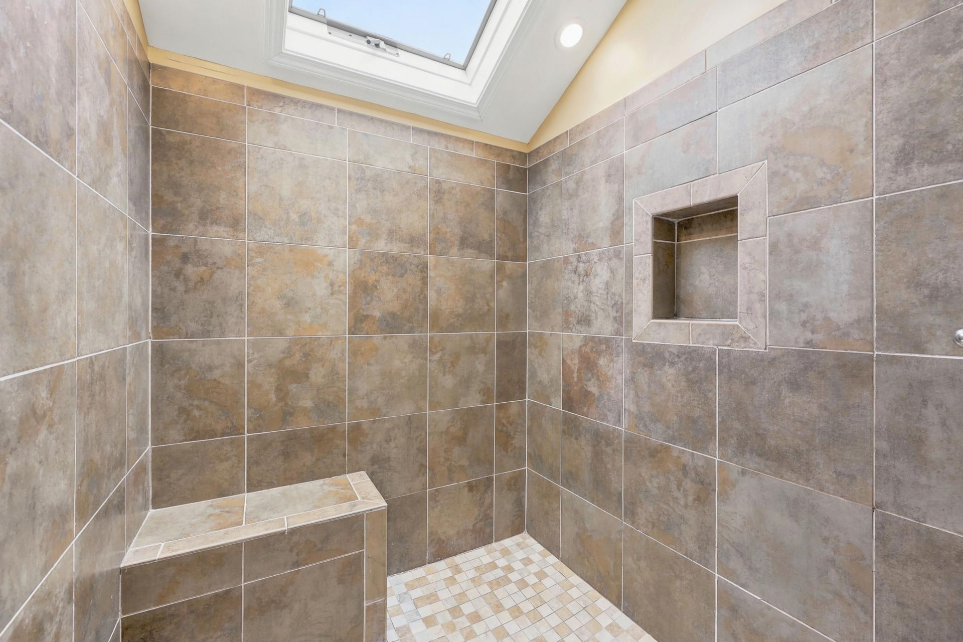 357 Aspen Loop  Photo 17