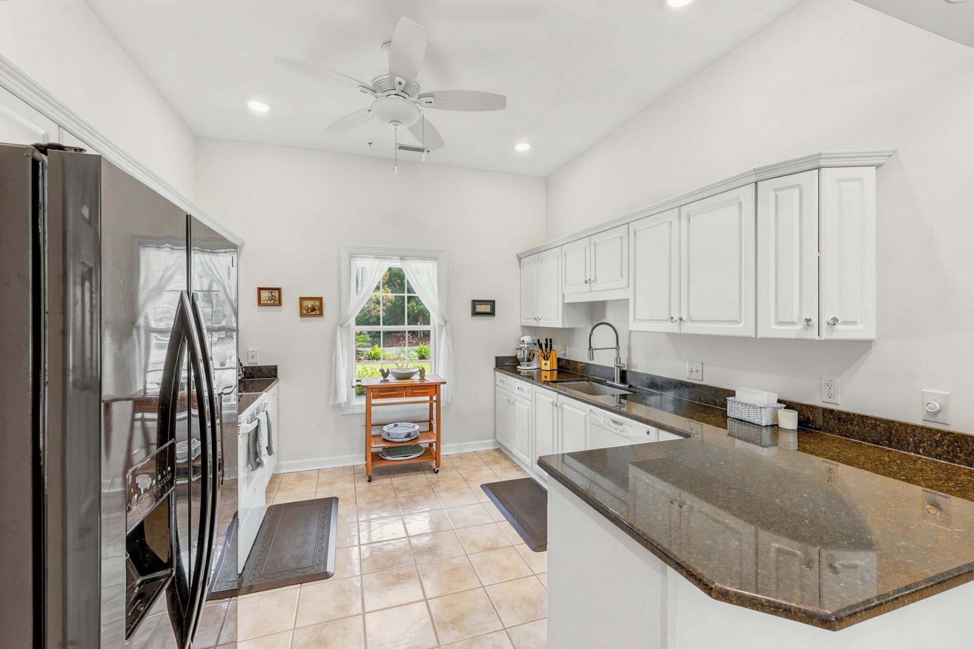 357 Aspen Loop  Photo 9