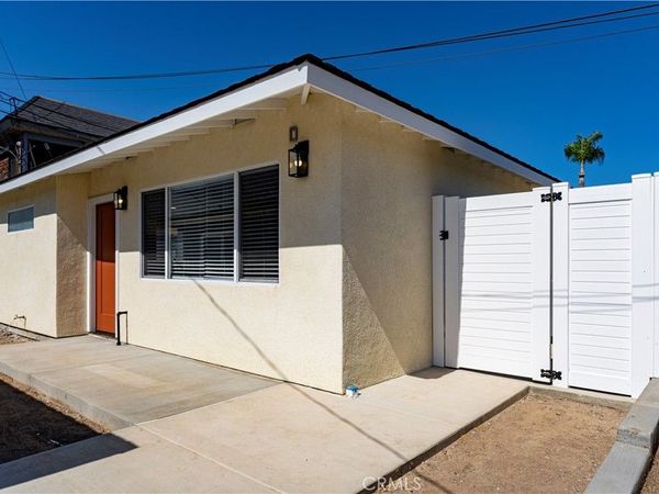 2614 Florida, Unit C, Huntington Beach, CA 92648