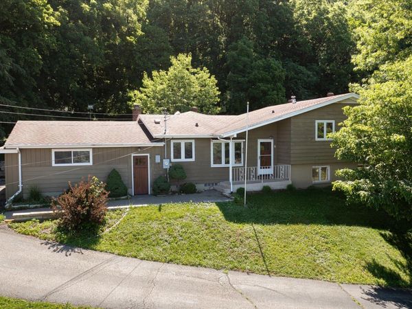 3421 Cliffside Dr, Shelby, WI 54601