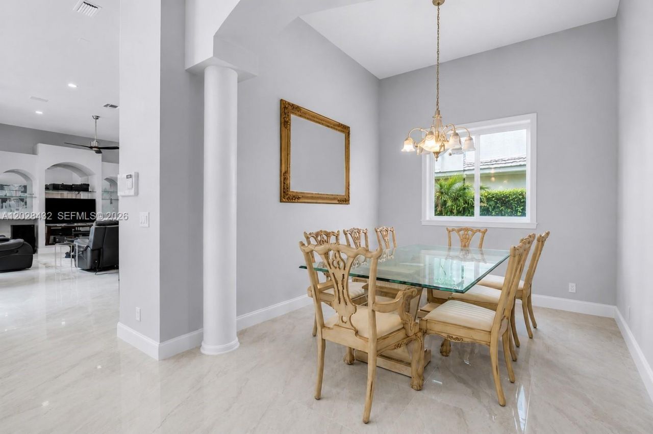 3852 Oak Ridge Cir, Weston, FL 33331 Photo