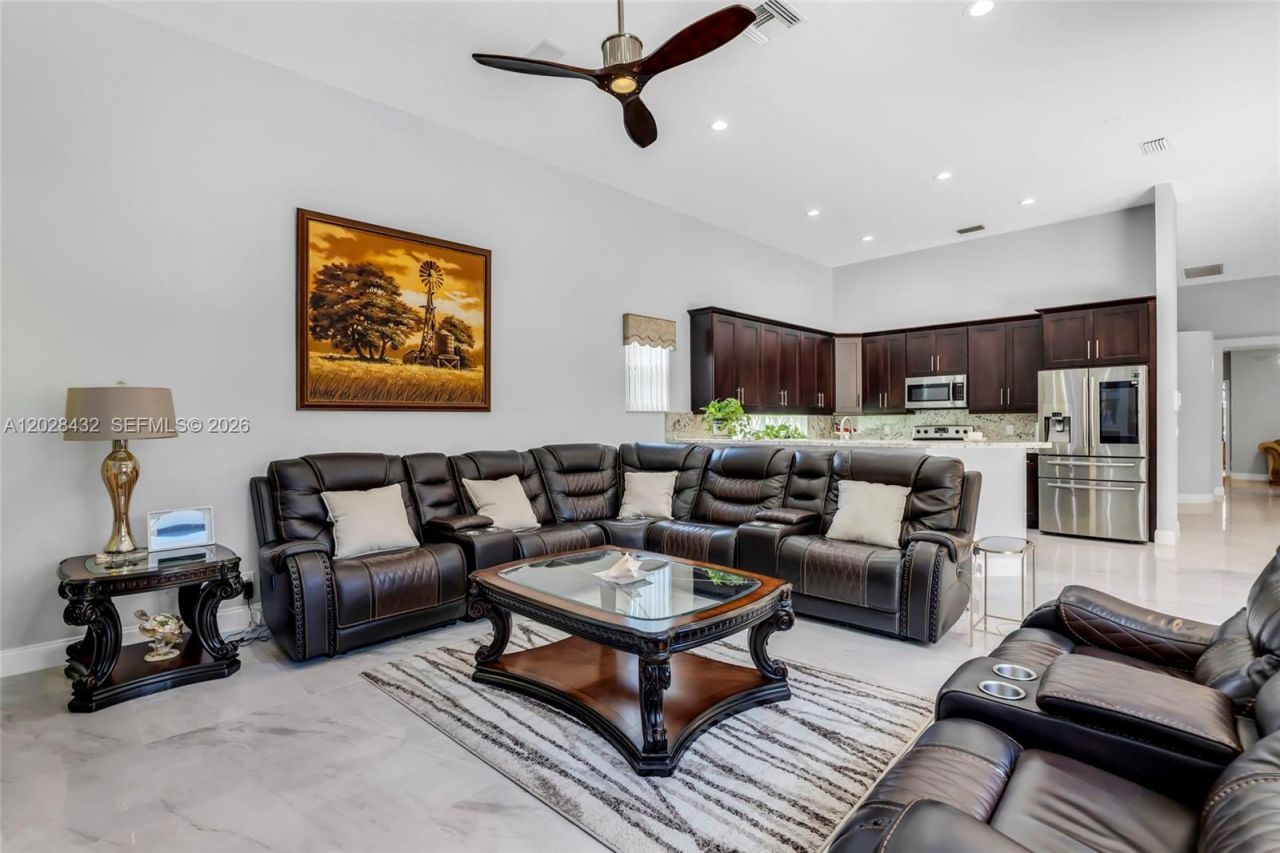 3852 Oak Ridge Cir, Weston, FL 33331 Photo