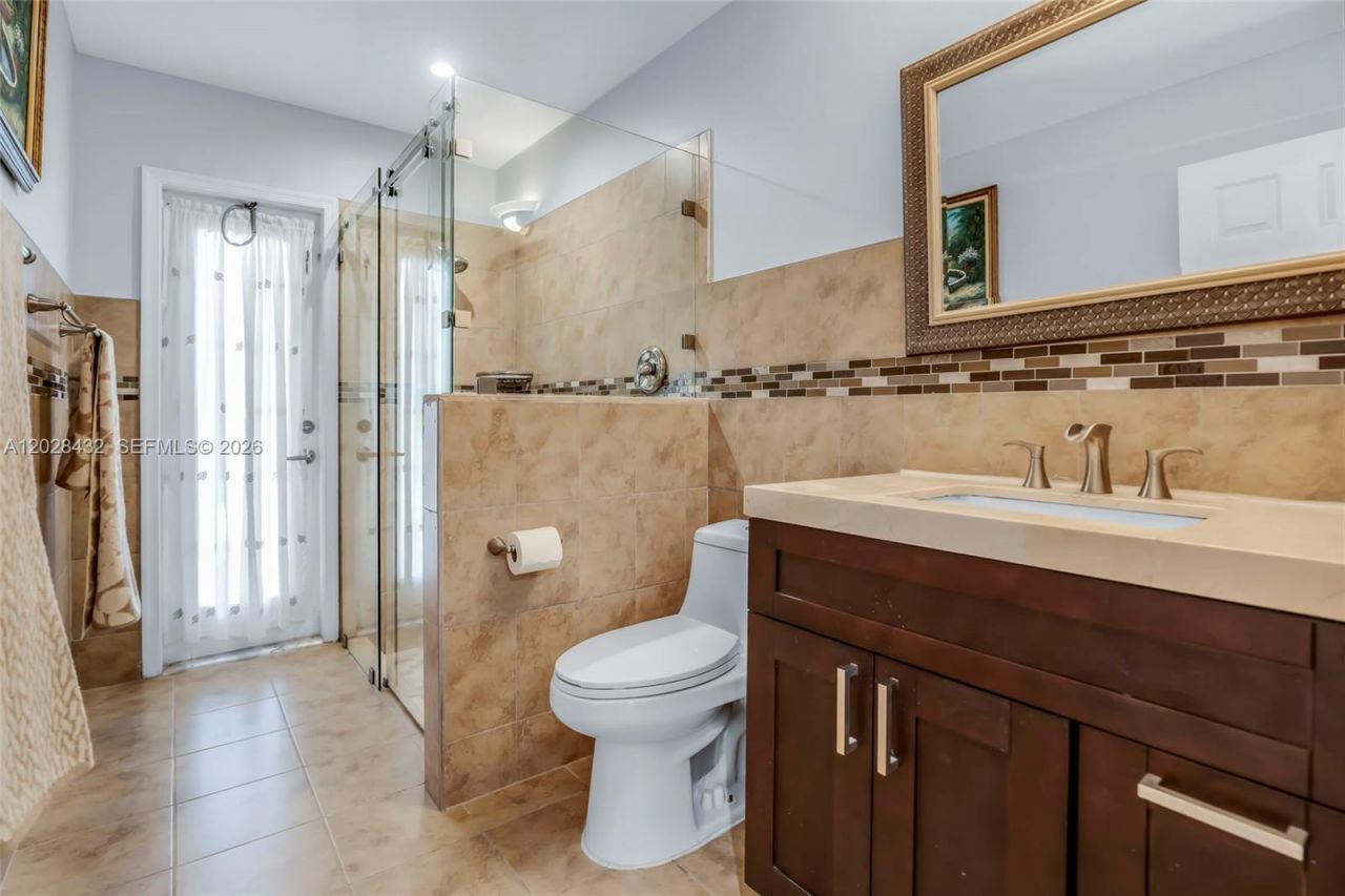 3852 Oak Ridge Cir, Weston, FL 33331 Photo