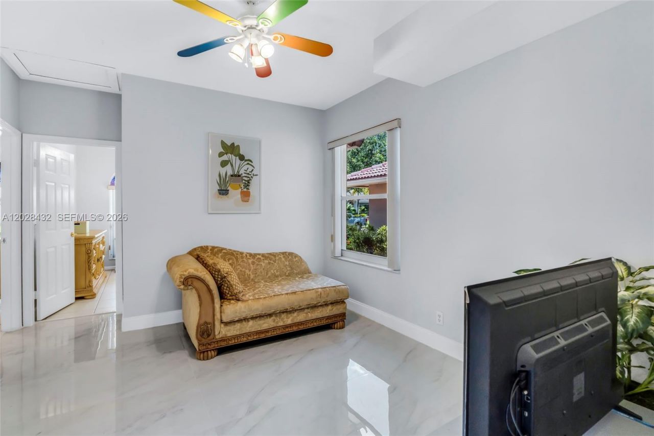 3852 Oak Ridge Cir, Weston, FL 33331 Photo