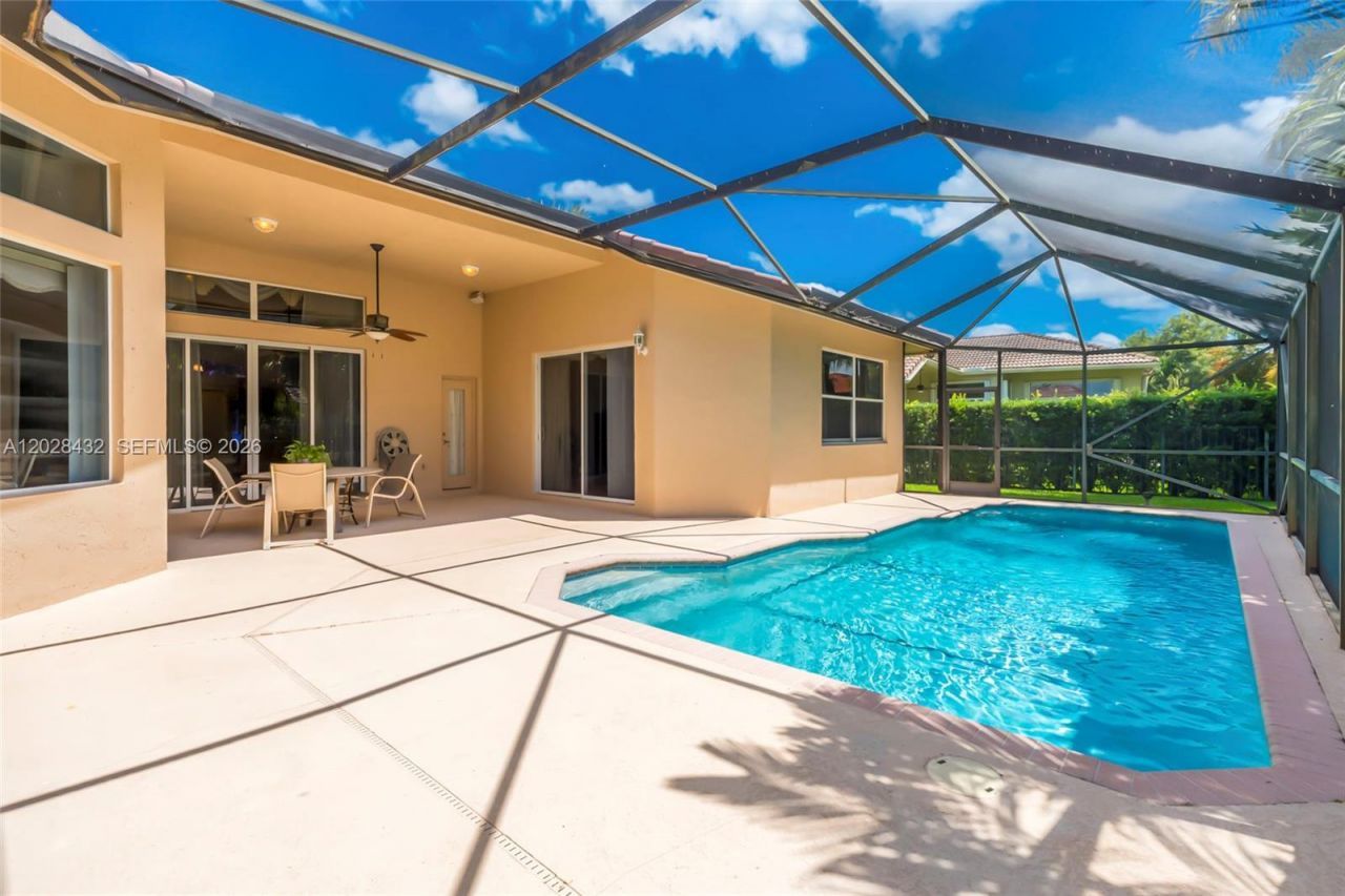 3852 Oak Ridge Cir, Weston, FL 33331 Photo