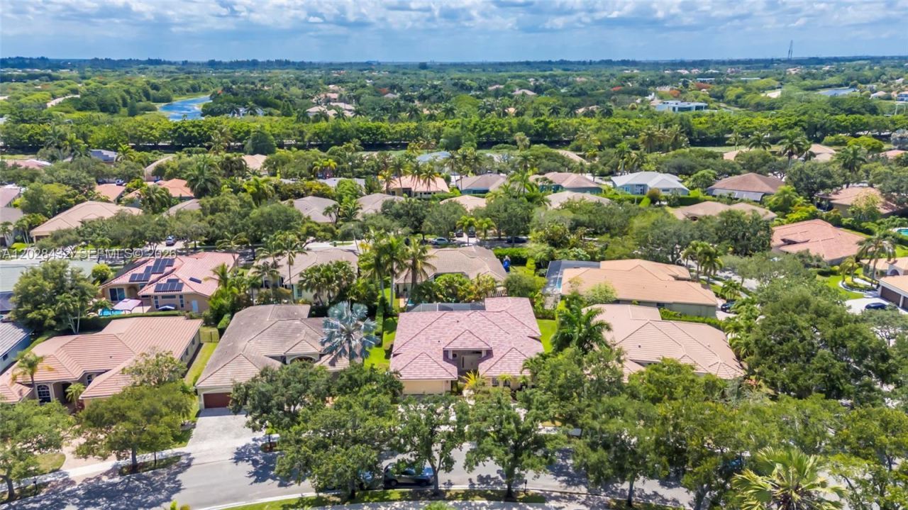 3852 Oak Ridge Cir, Weston, FL 33331 Photo