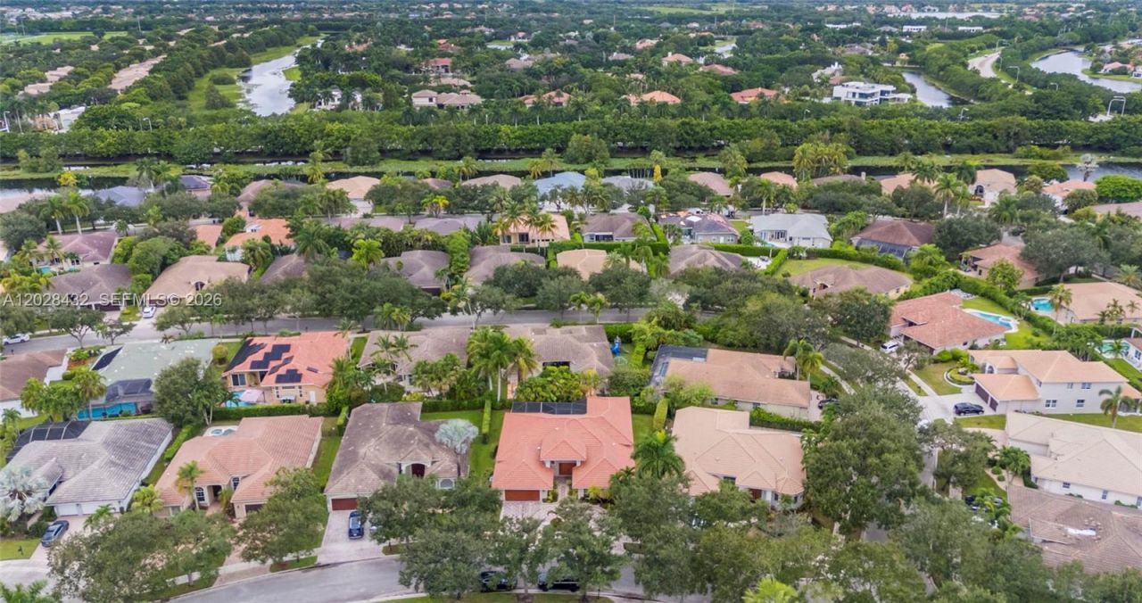 3852 Oak Ridge Cir, Weston, FL 33331 Photo