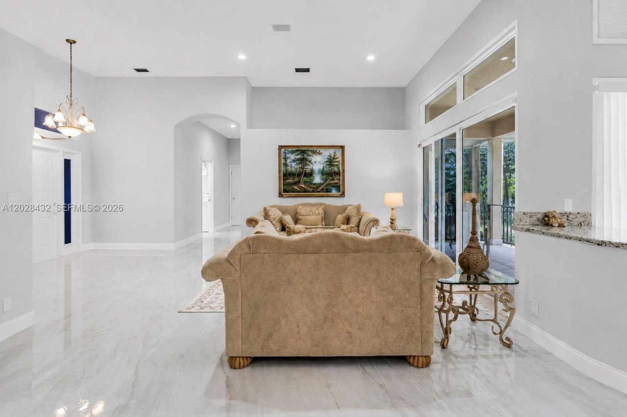 3852 Oak Ridge Cir, Weston, FL 33331 Photo