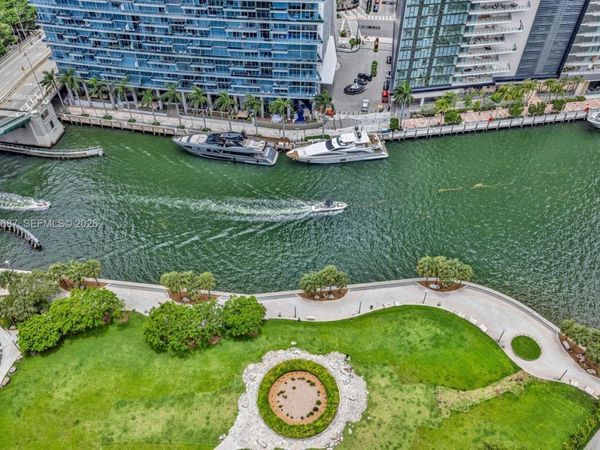 475 Brickell Ave , Unit 3214, Miami, FL 33131