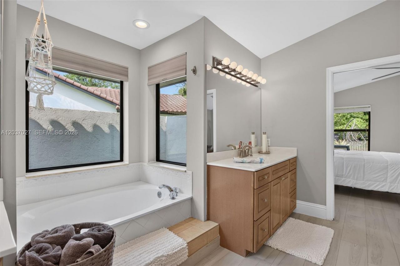 5366 NW 85th Ave, Coral Springs, FL 33067 Photo