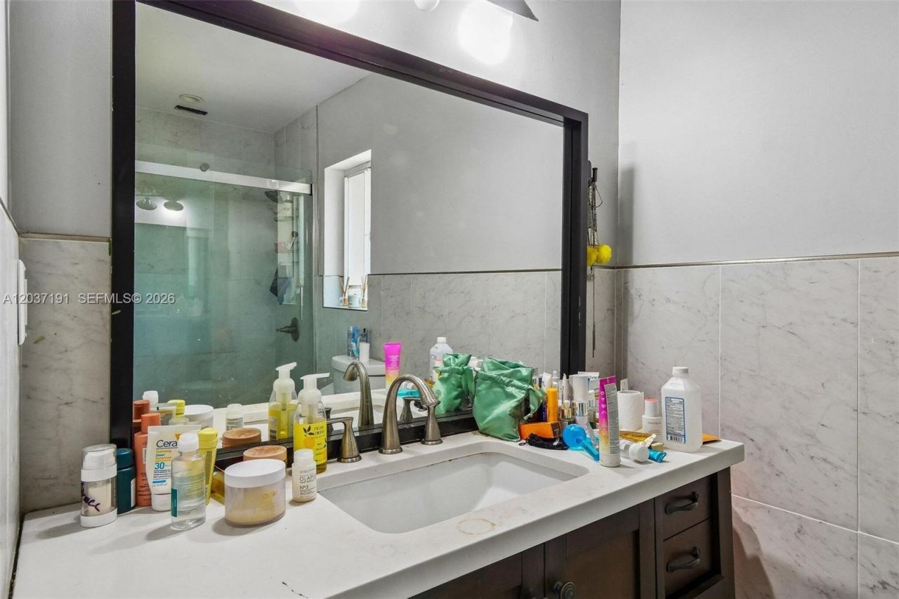 401 S 57th Ter, Hollywood, FL 33023 Photo