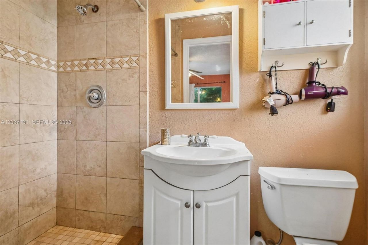 401 S 57th Ter , Hollywood, FL 33023 Photo