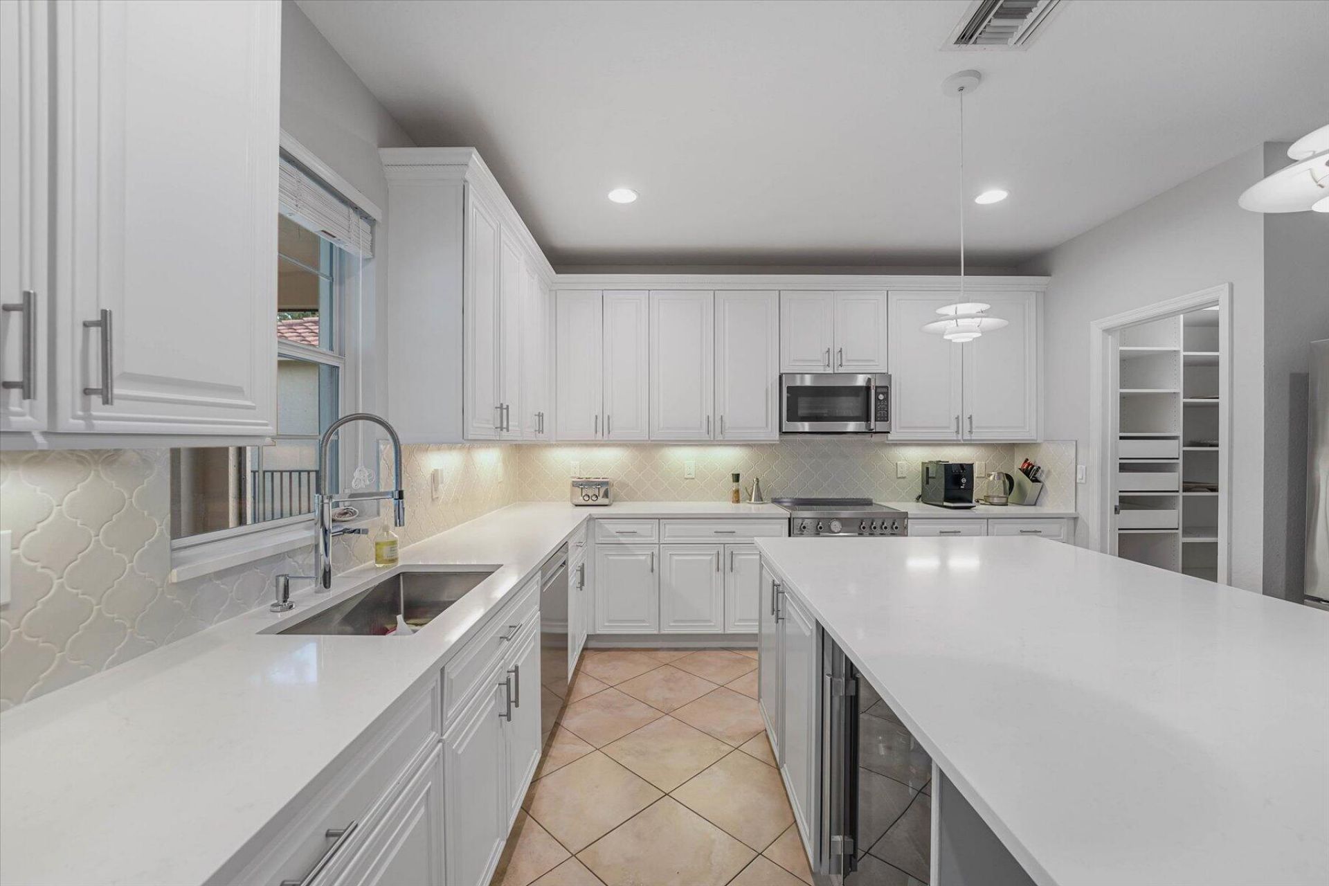 10731 Ivanhoe Lane, Wellington, FL 33414 Photo