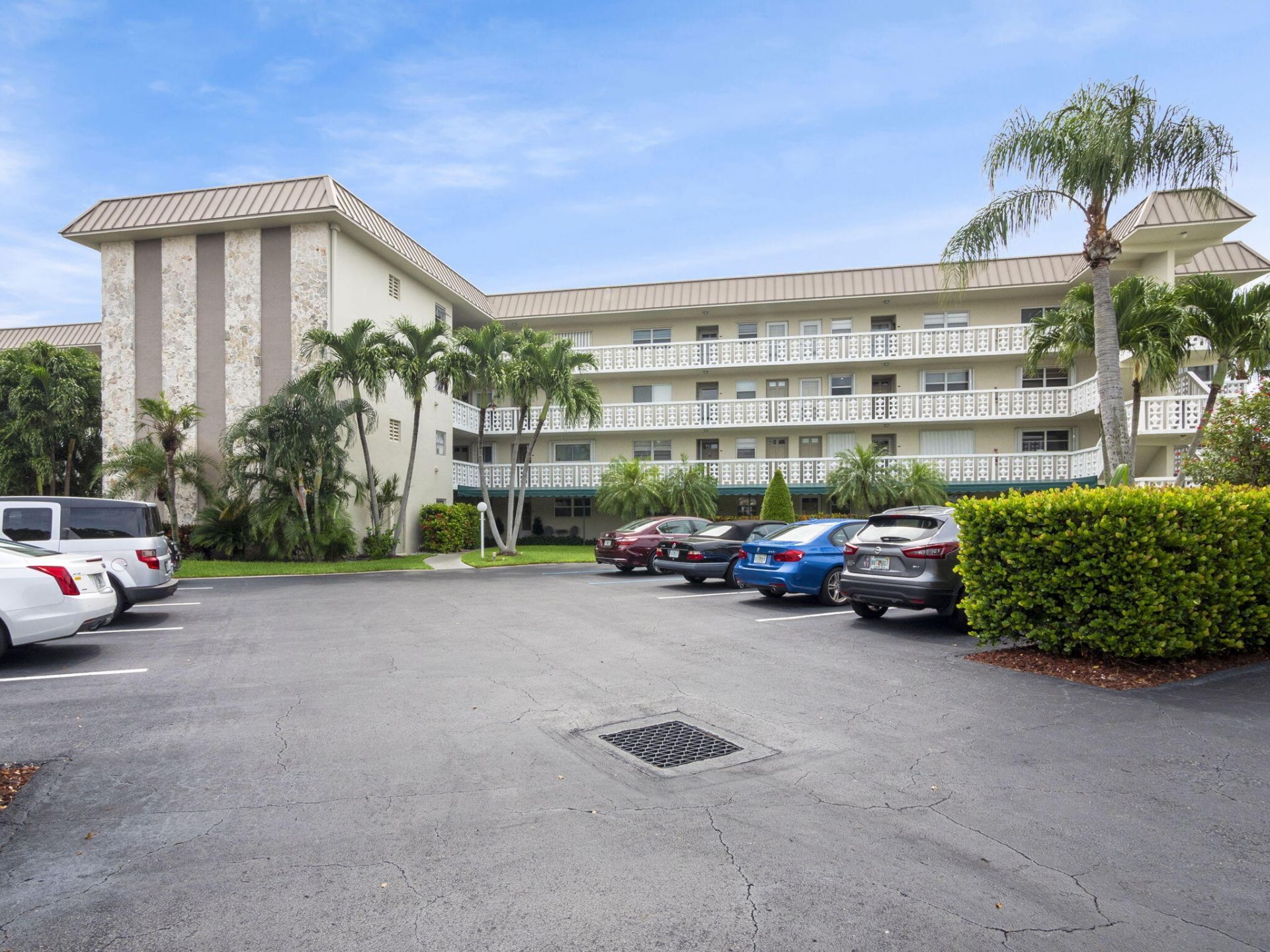52 Yacht Club Drive, Unit 103, North Palm Beach, FL 33408 Photo