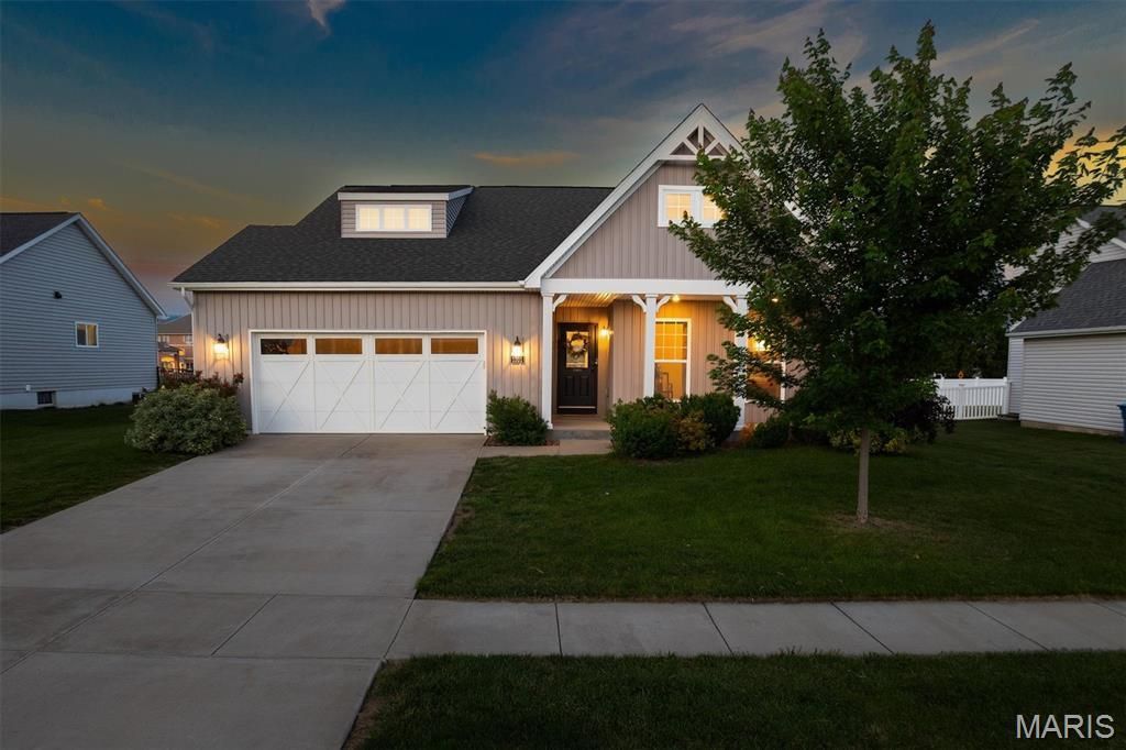 1701 Canopy Crest Circle , Swansea, IL 62226 Main Photo