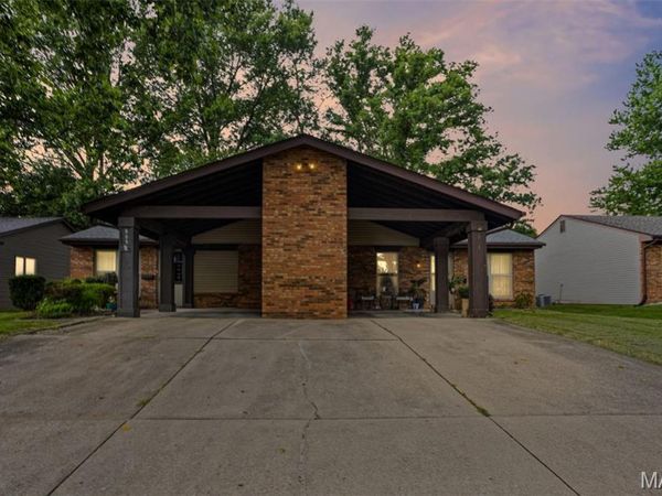 809 White Oak Drive, O'Fallon, IL 62269