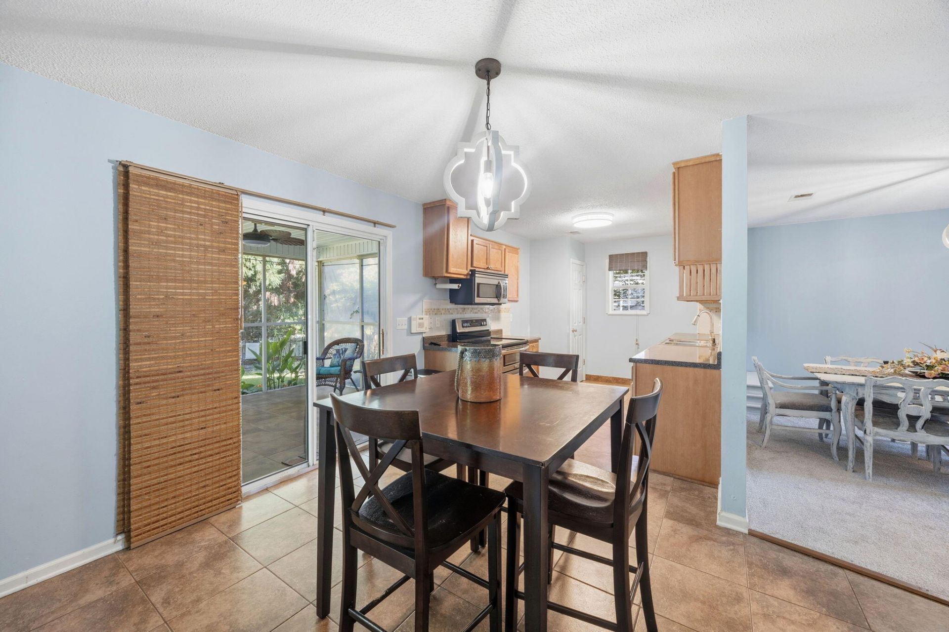 411 Aberdeen Circle Photo 11
