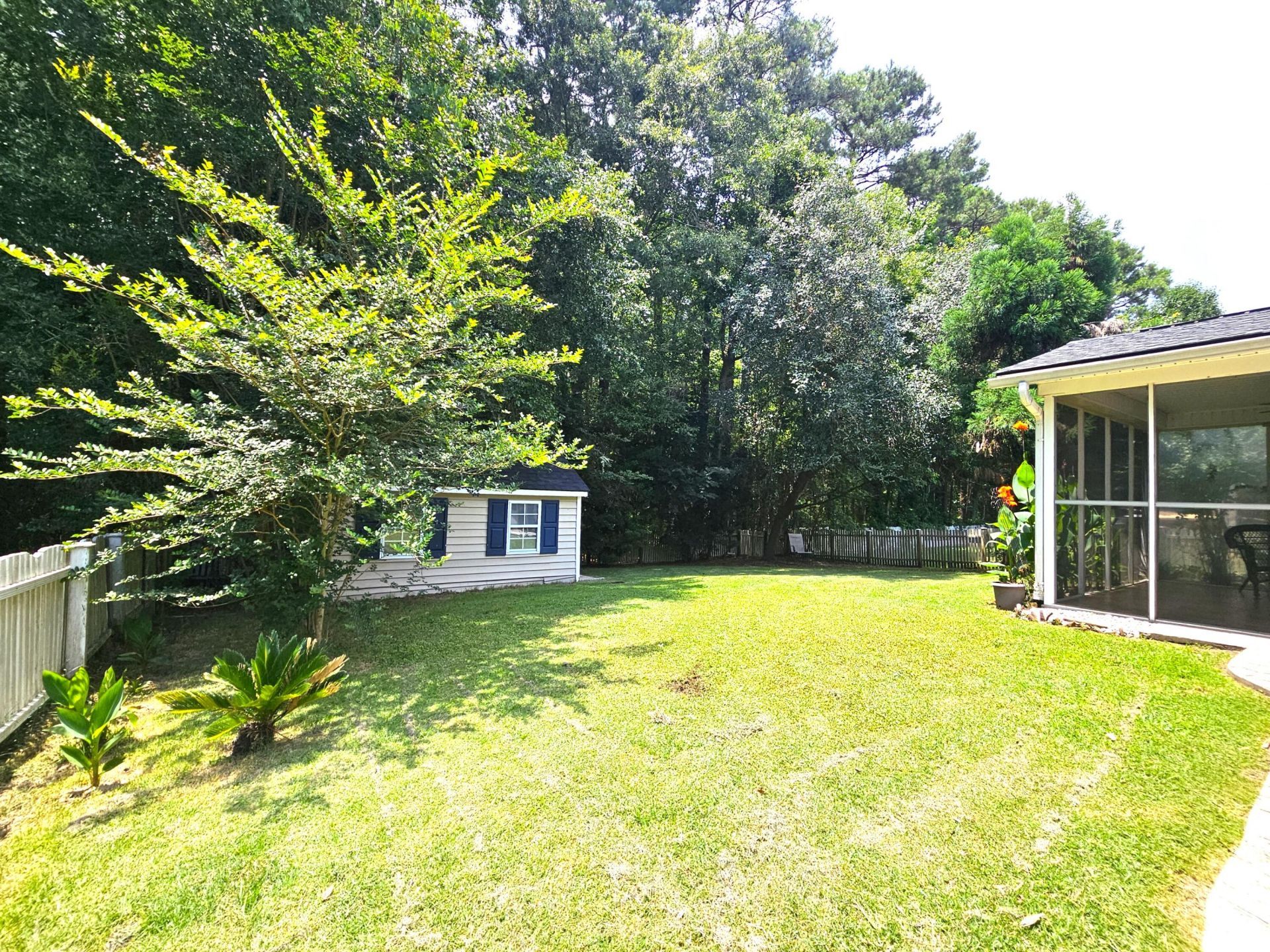 411 Aberdeen Circle Photo 22