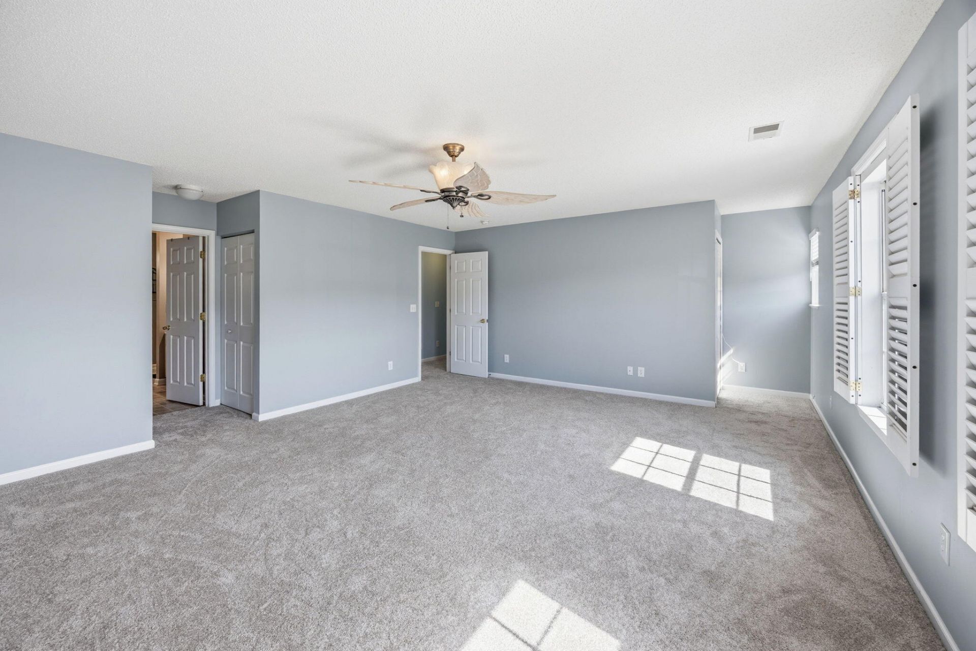 411 Aberdeen Circle Photo 26