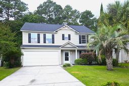 411 Aberdeen Circle photo 4