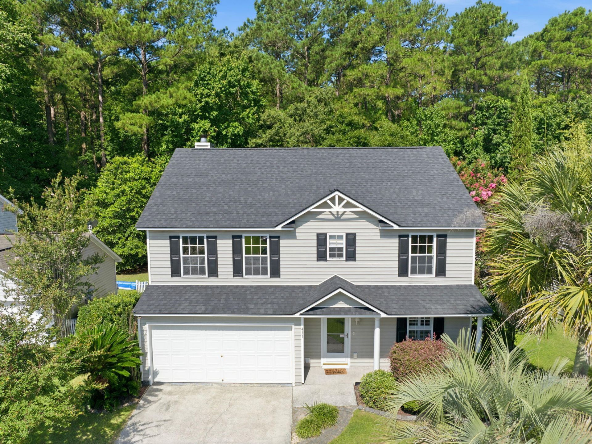 411 Aberdeen Circle Photo 3