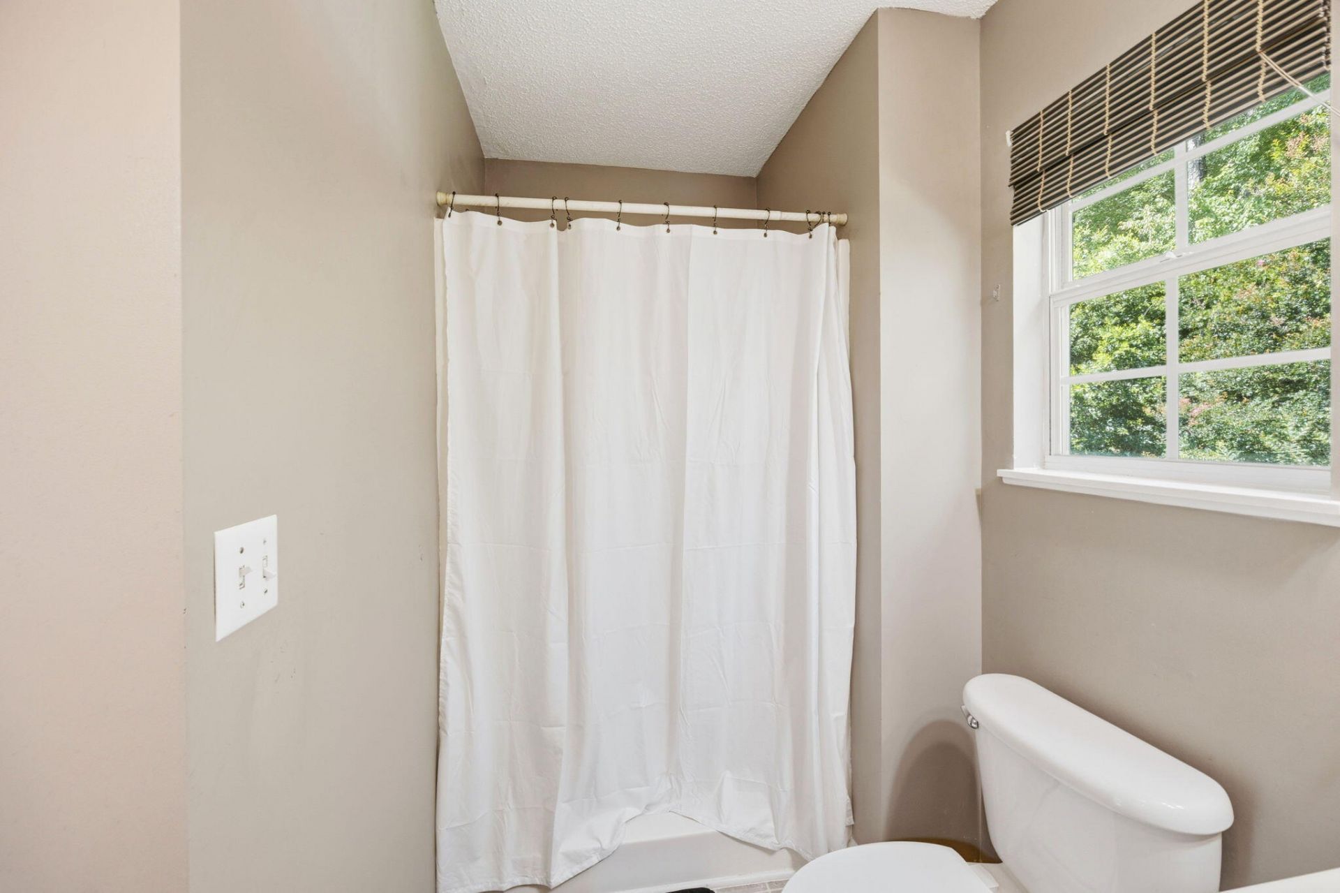 411 Aberdeen Circle Photo 31