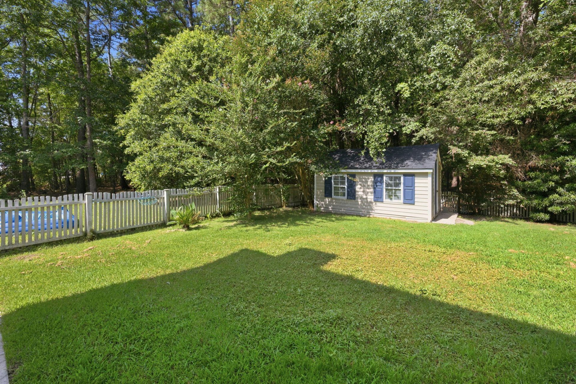 411 Aberdeen Circle Photo 34
